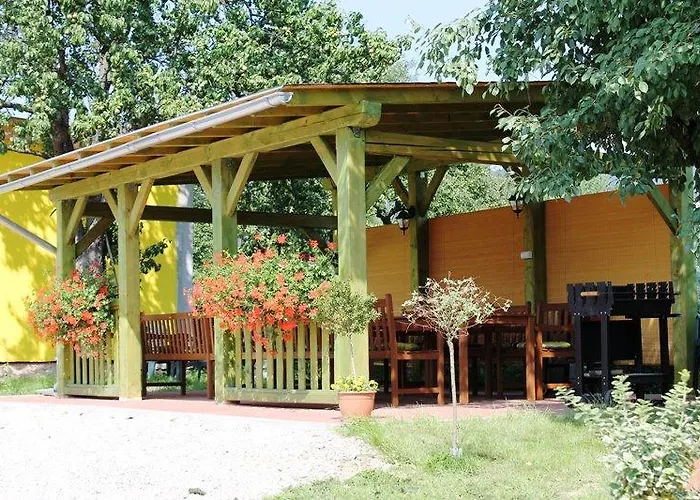 Penzion Zaneta Krásnohorské Podhradie